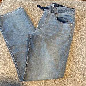 Denizen from Levi’s big boys jeans. Size 16 regular fit.